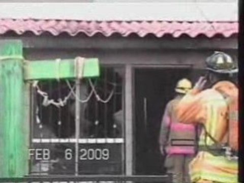 Hector Polo: 090206 incendio en Porticos