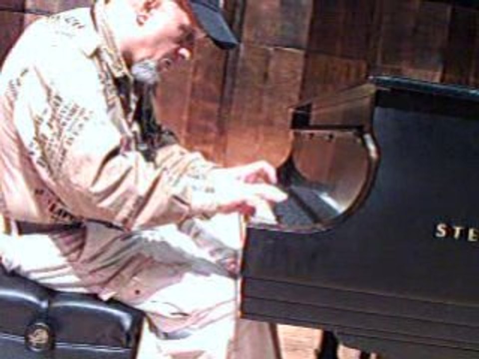 Eine Kleine Nacht Musik par David Hart Opus # 1278