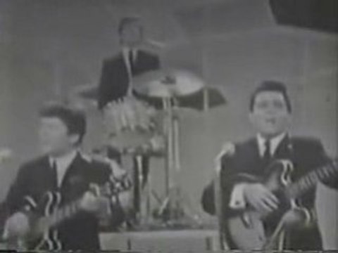 The Searchers - Needles And Pins & Ain't That Just Like Me