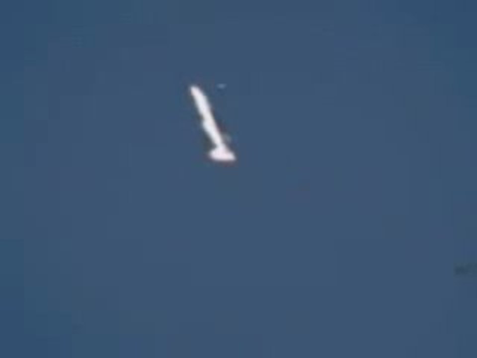 Aereo perde un'ala in volo