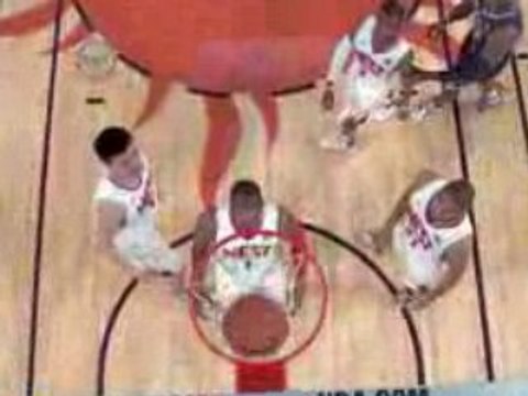 Nba Lebron James goes up for a nice lay up