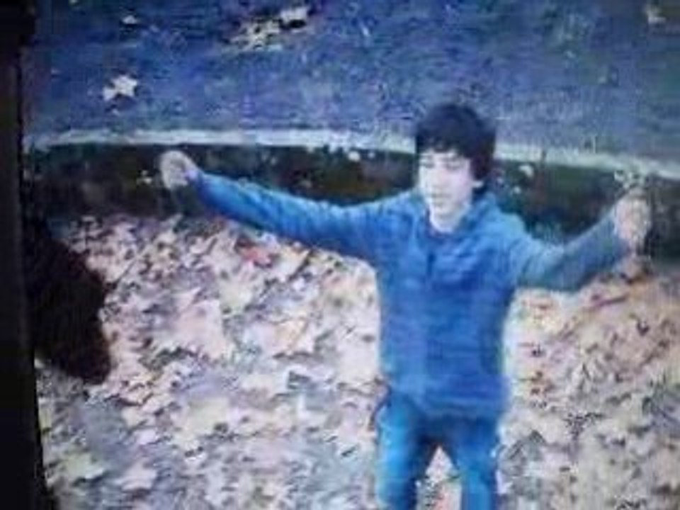 EUX . PLUS QUE TOUT*