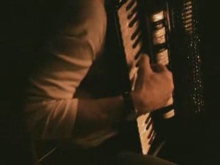 DVD Free Escape Sepia