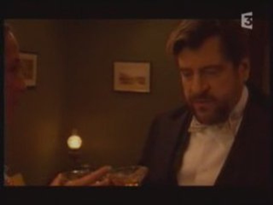 Annelise Hesme dans la Tour Eiffel