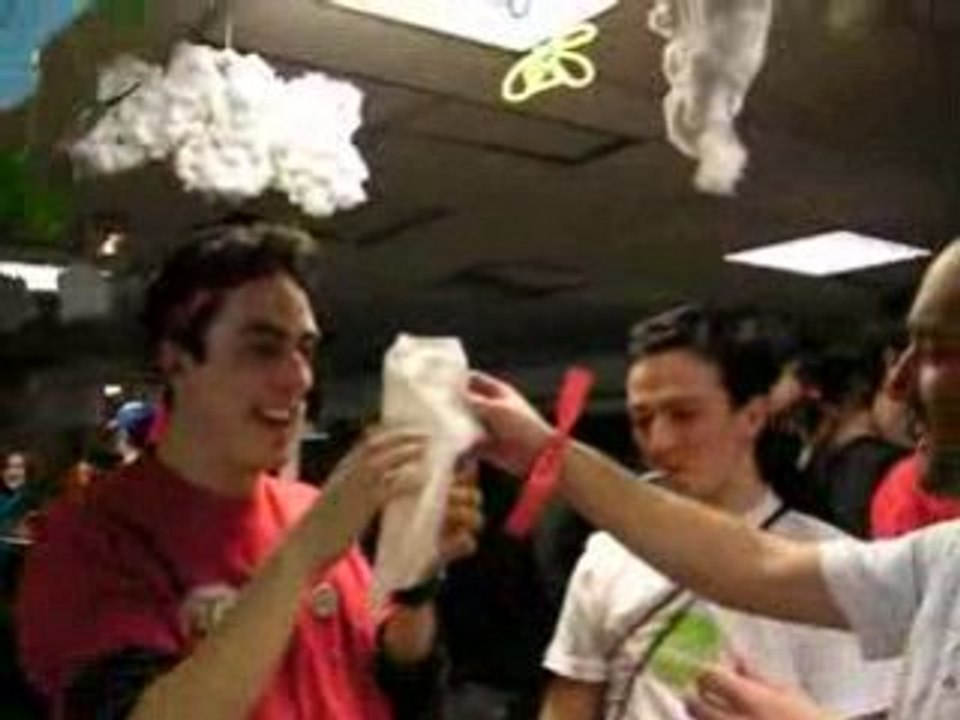 Compil de la journée de mardi - campagne BDE CPE Lyon 2009