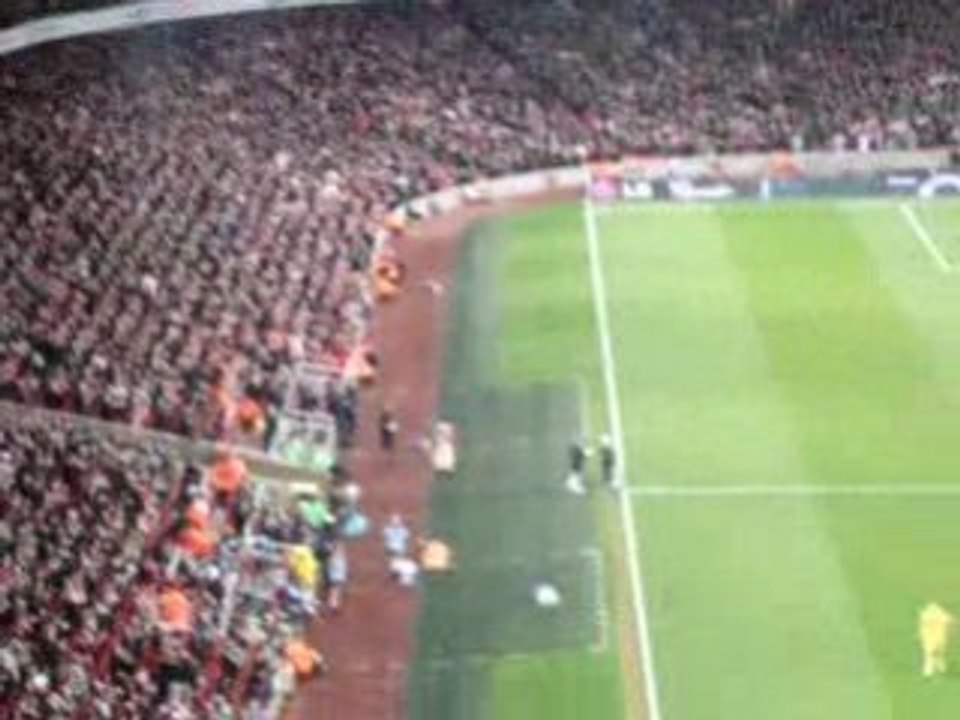 Arsenal-Cardiff: Eduardo's Substitution and Ramsey's Ovation