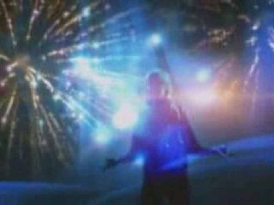 Arina_and_Razmer_Project_-_Nave4no_Molodie