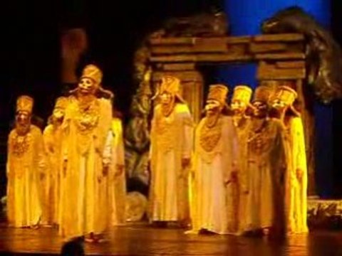 Tarbes Théâtre des Nouveautés les Perses d'Eschyle