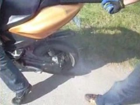 Scooter Freaks Crew - Movie 2008! AEROX STUNT