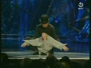 Theatro Hugo & Ines  (by Anes Treli)