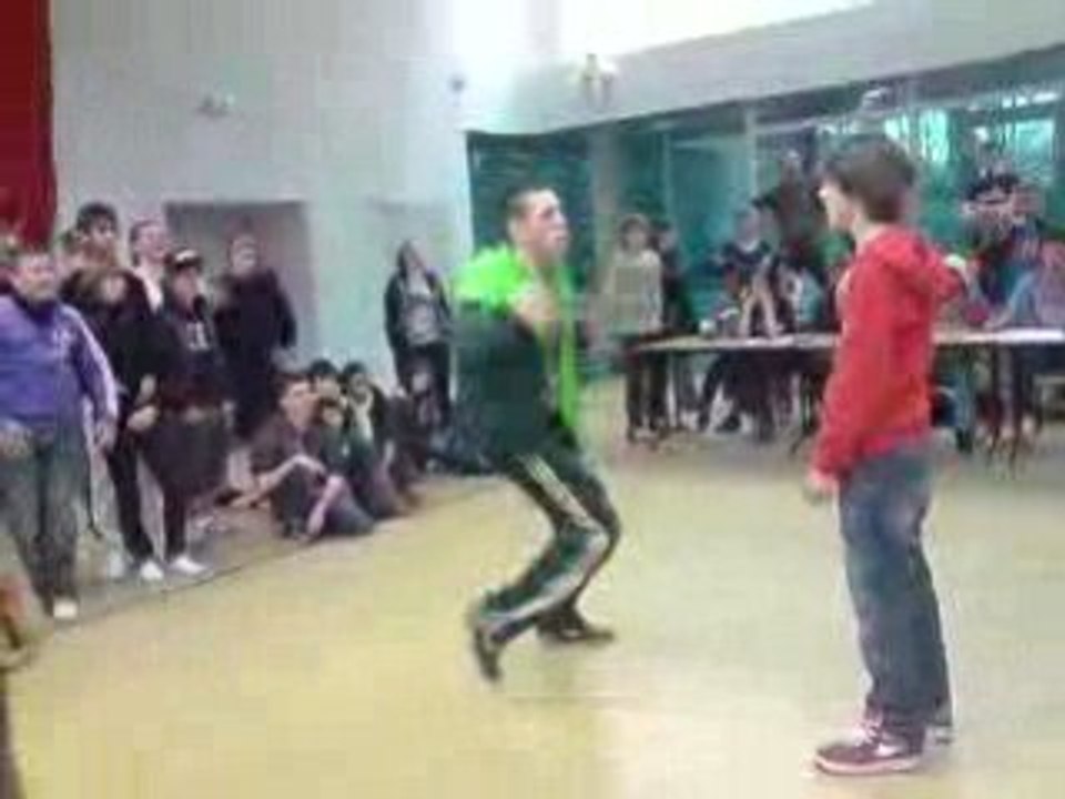 DEMI FINALE EGC PUZZZ FLASHIIZZ ET LOTRE =)