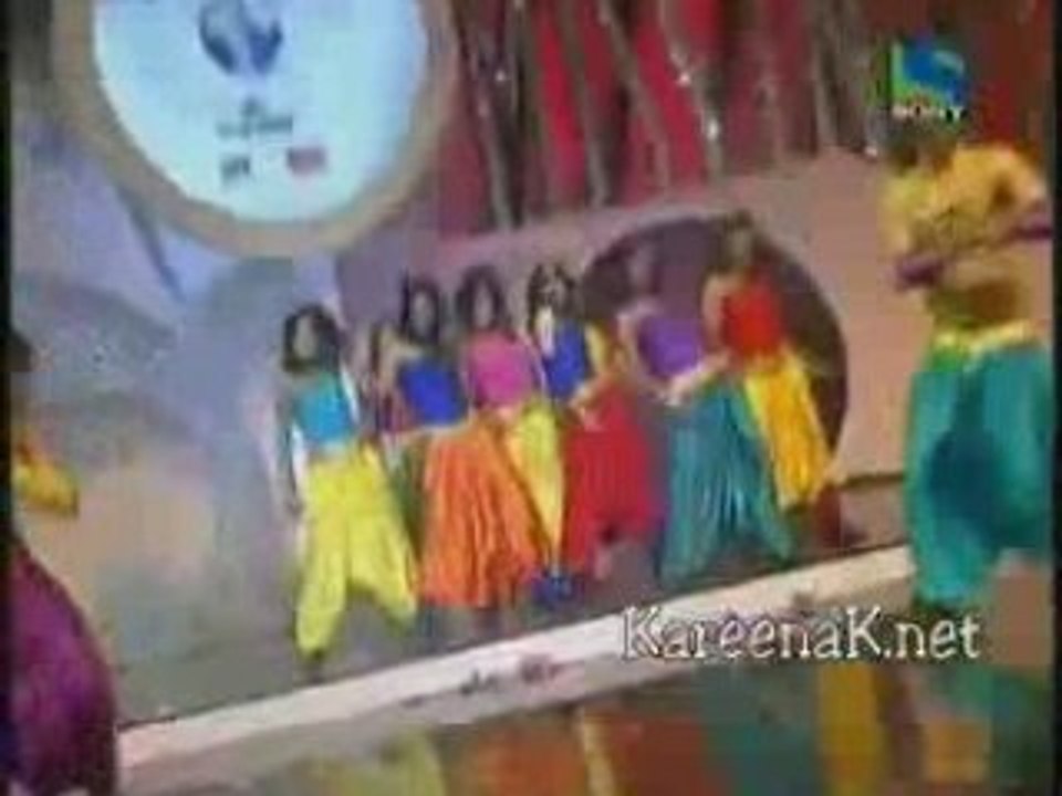 Kareena's Miss India's Performance 2009