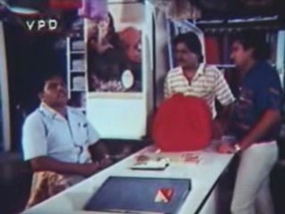 www.apaliMarathi.com Khara Kadhi Bolu Naye-1