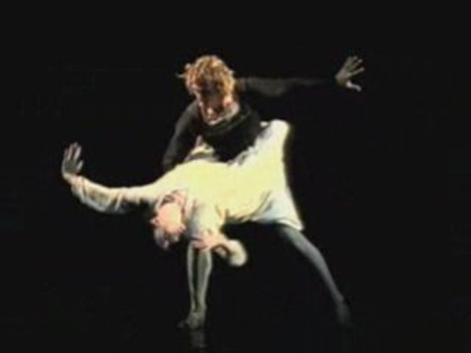 Hamlet: Hamlet/Gertrude Bed-chamber