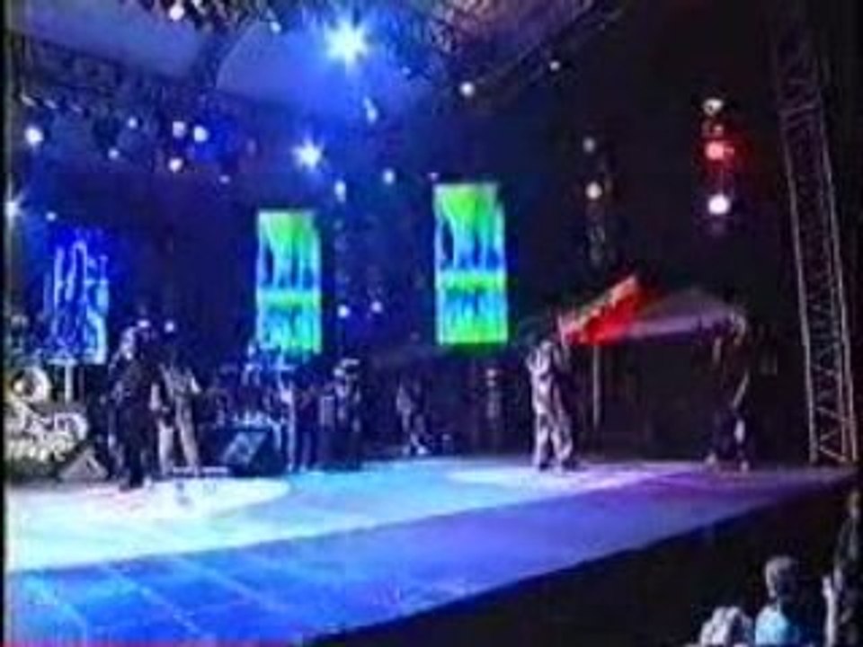 Damian marley - me name jr. gong (live)