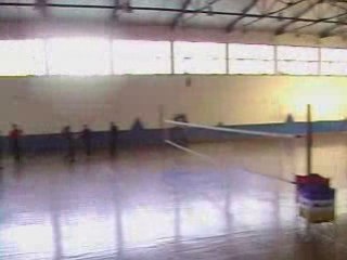 Voleybolda Alttan servis atışı