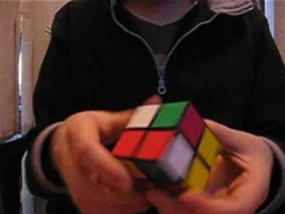 Rubik's cube 2x2x2 + pyraminx 48 secondes