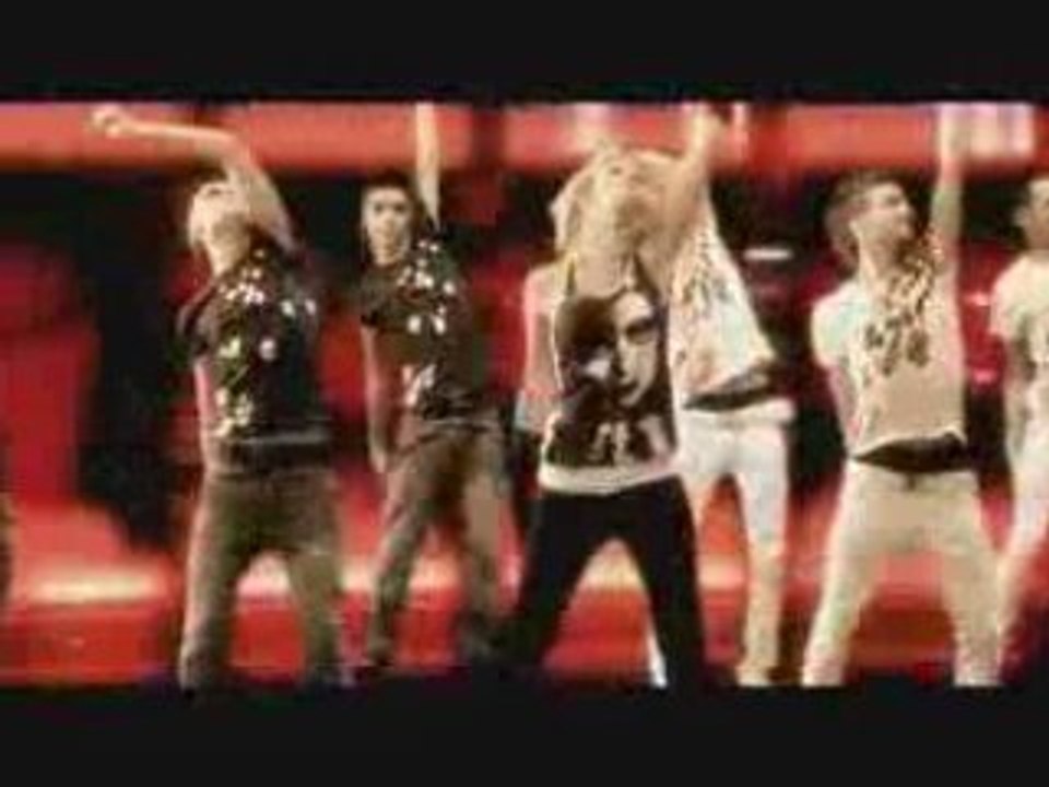 Lorie "Je vais vite" (version funkytown)