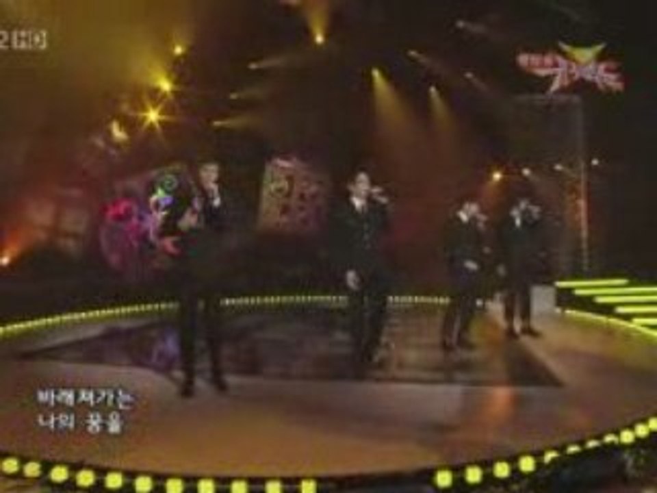 2AM - Sweater [Music Bank] 13.02.2009
