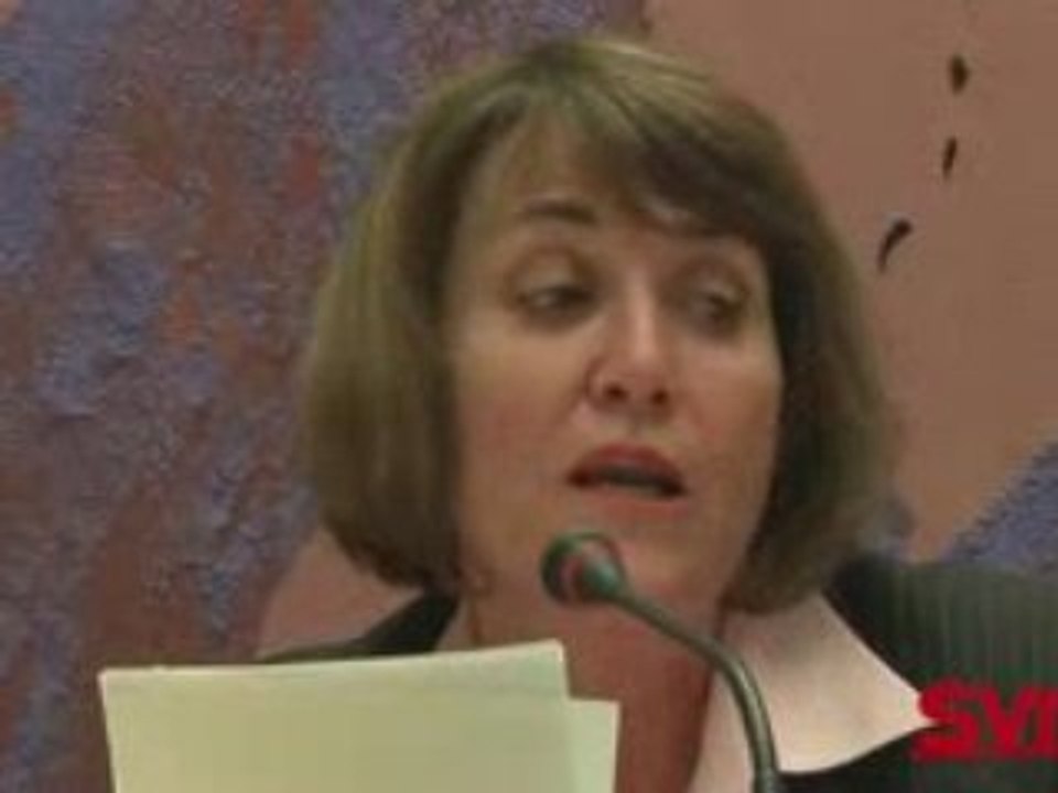 Loi Hadopi : La ministre défend son projet (9/12)