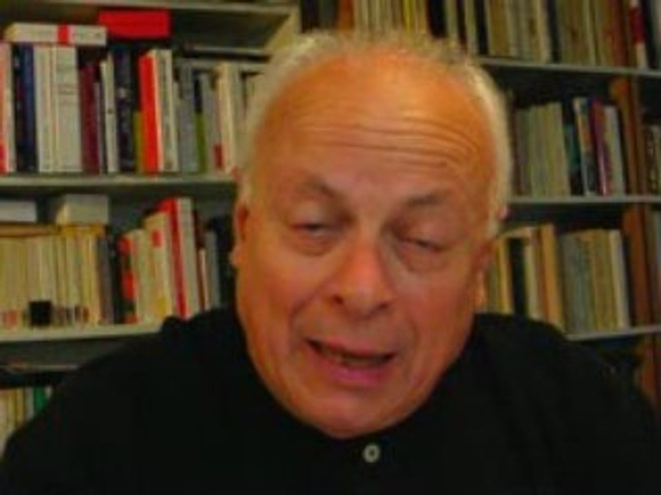 André Bercoff parle de Chavez