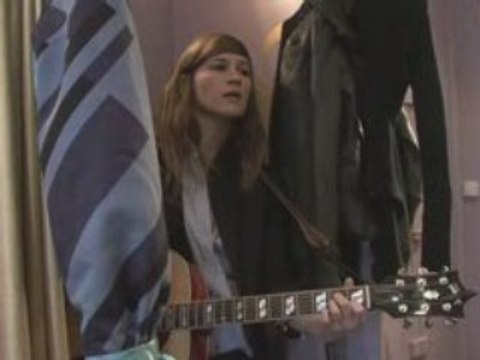 La mal aimée / la shopping session de Claire Denamur