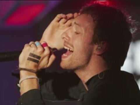 Amsterdam by Coldplay covered by Andrew Snowden