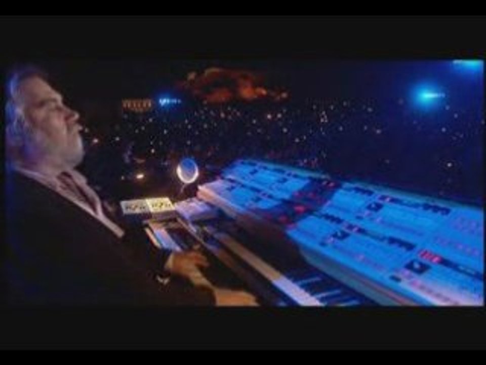 Vangelis Chariots Of Fire (Mythodea Live in Greece)