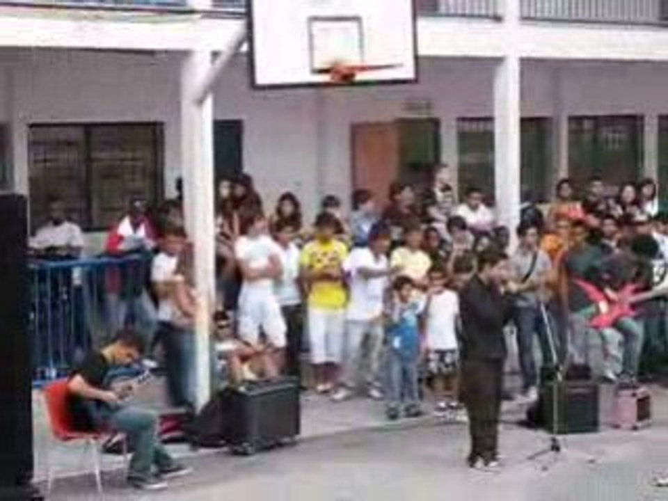 Under the bridge - red hot chili pepers