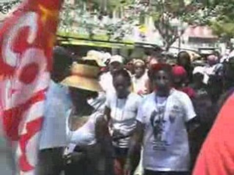 LKP DÉFILÉ EN HOMMAGE À JACQUES BINOT