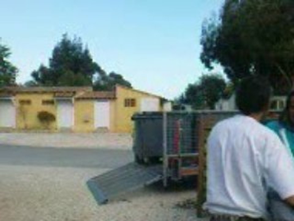 Journée de travail dans un camping dans le sud de la france