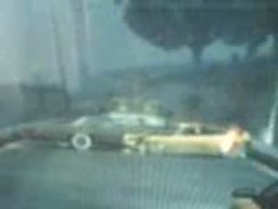 EXploSioN de VoiTurE! GTA4