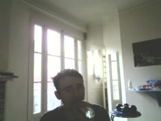 Wiwi égratigne "He wasn't man enough"