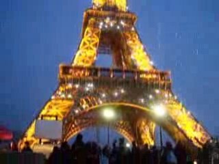Jan 24, 2009 - Effel Tower Sparkling