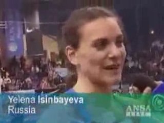 Athlé Yelena Isinbayeva 5m saut à la perche indoor !