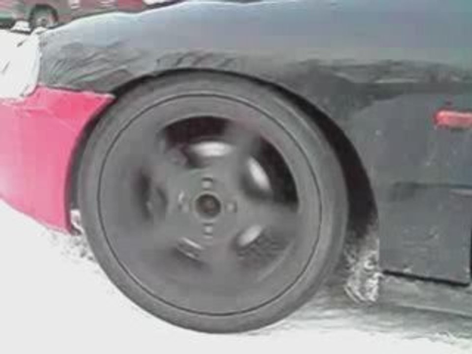 Car rim in 120FPS