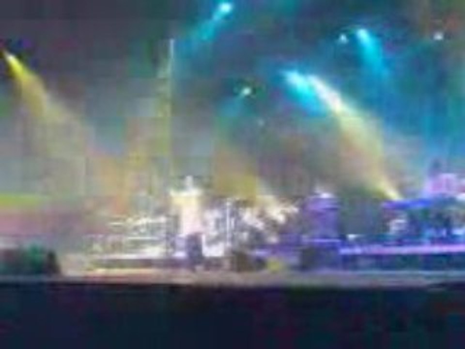YOUSSOU N' DOUR
