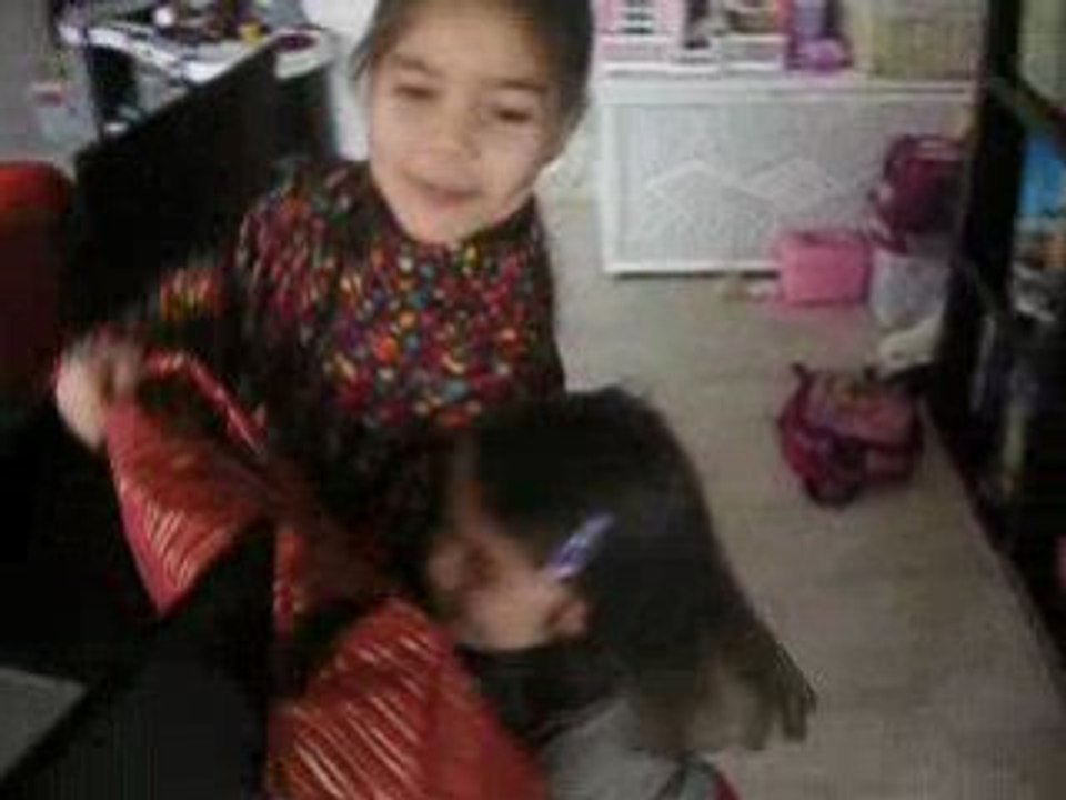 Anni (8)