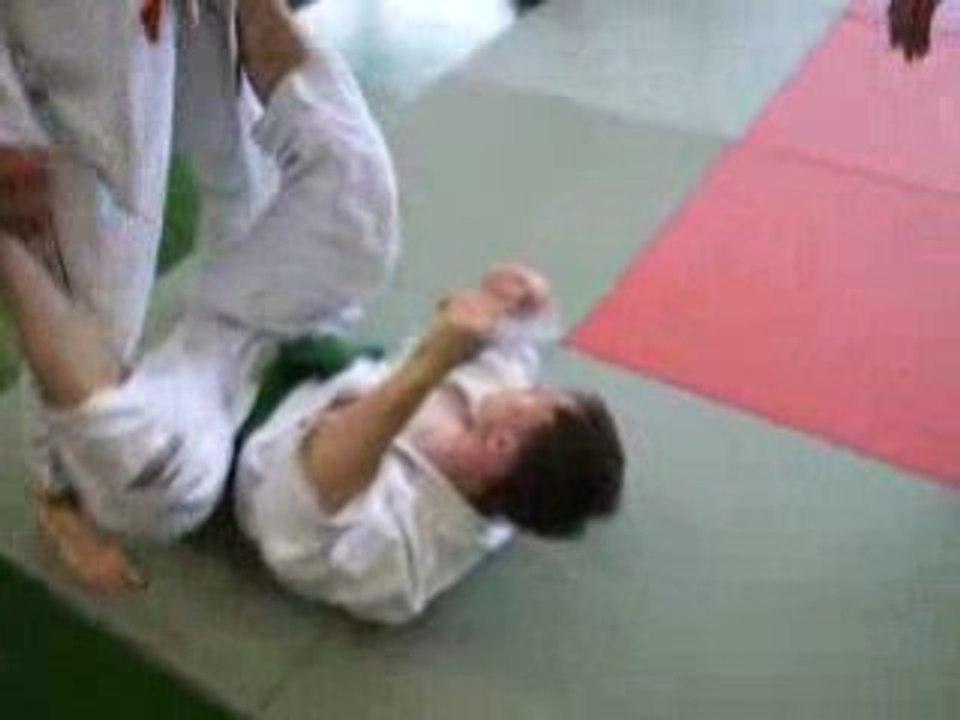 ALLIANCE JENA submissao 2009 alex fight pt1