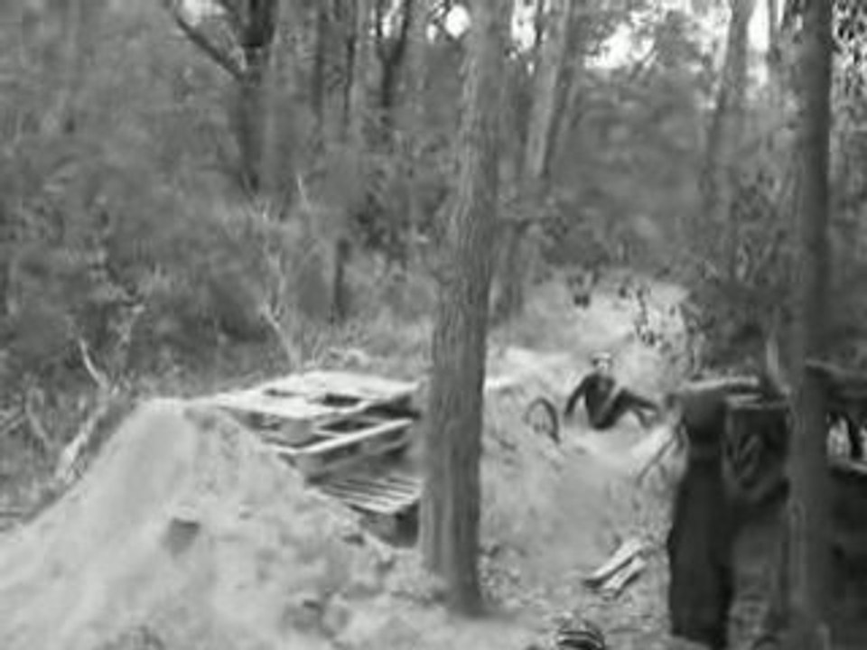 Ciryl en crash a la DH