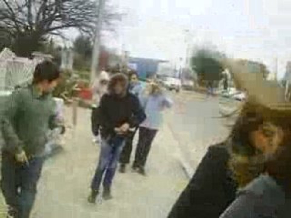 CLIP0032
