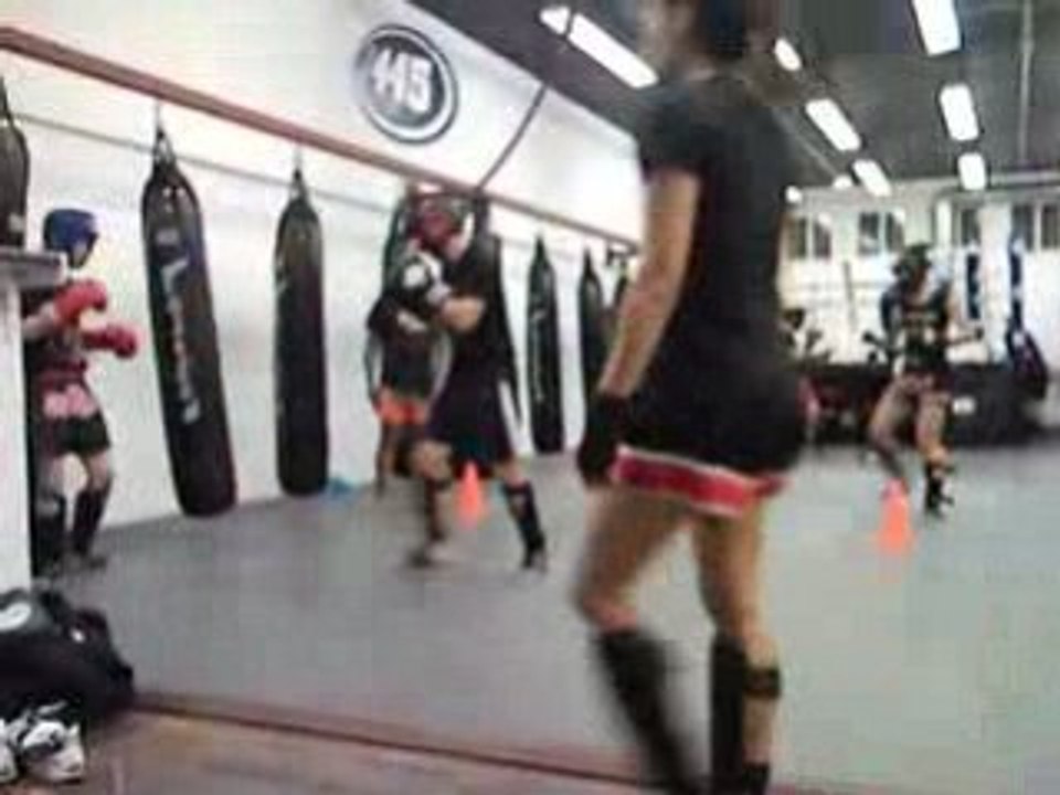 Light sparring at Gym 445
