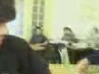 et mon pote tu as une tache là