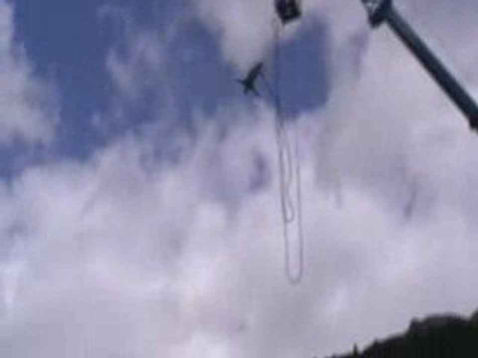 160 Meter Bungy-Jump Schlegeis Talsperre w