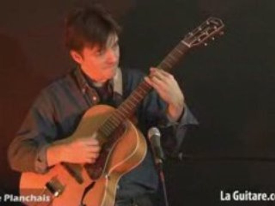 Sylvestre Planchais -  La guitare dactyle par La Guitare.com