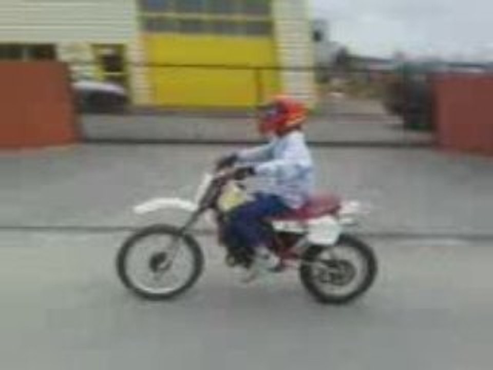 80 YZ petit depart arrêté