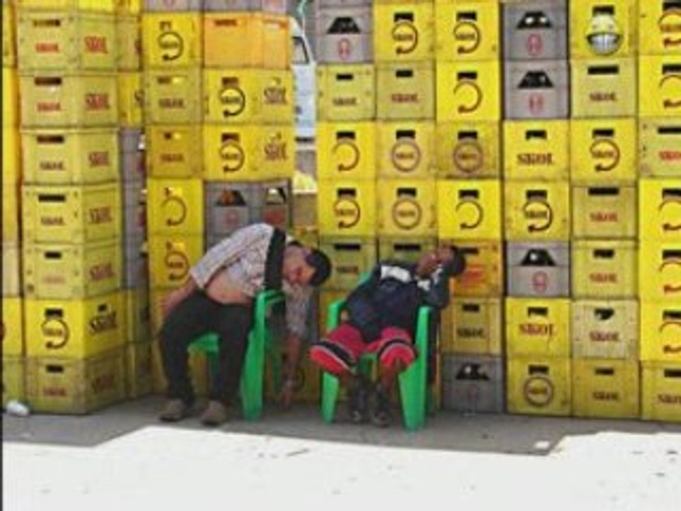 Na praça(fumando)