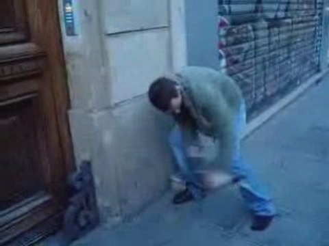 Astuce incroyable pour ouvrir une bouteille de vin ! génial