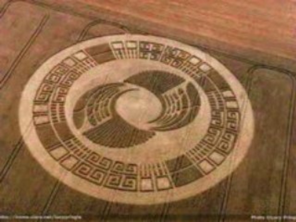 Montage crop circle