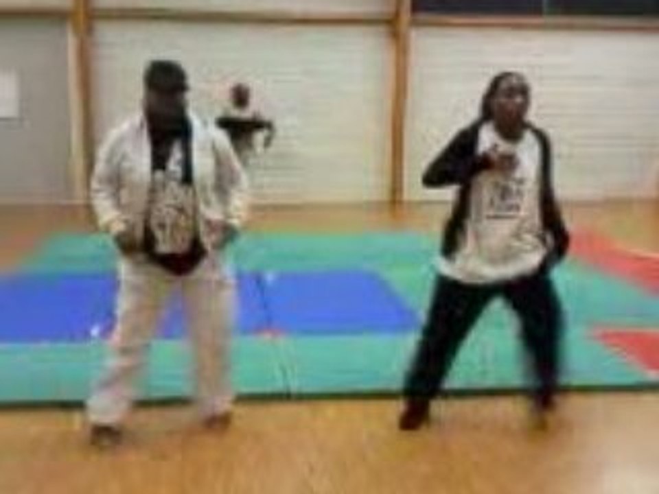 Trainning Steph & Sarah When I grow up remix